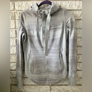 Lululemon half zip pullover top.